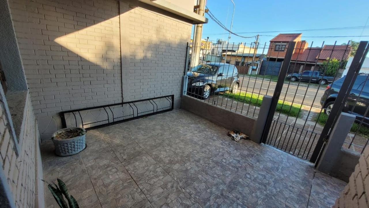 Privada En Casa Particular Con Bano Y Espacios En Comun Compartidos- Precios Para 2 Personas 13000 Pesos Argentinos - 1 Persona 7500 Por Noche Habitación en casa particular Concordia